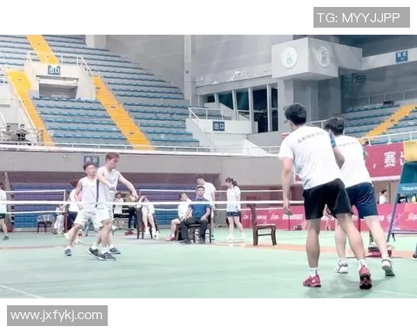 羽毛球技术排行榜揭晓成都羽毛球队荣获第三名成就辉煌