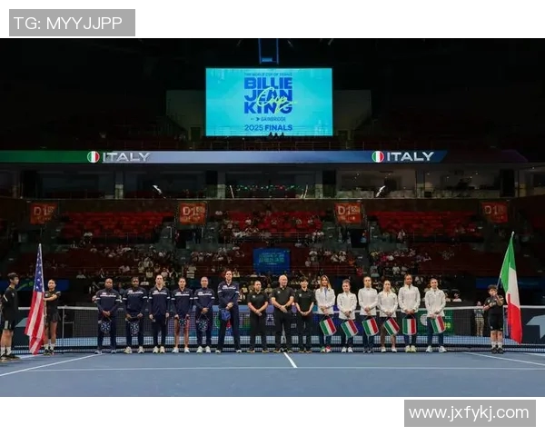 深圳网球队进攻策略揭秘:深度解析网球技术与战术的完美结合 深圳网球队进攻策略揭秘:深度解析网球技术与战术的完美结合