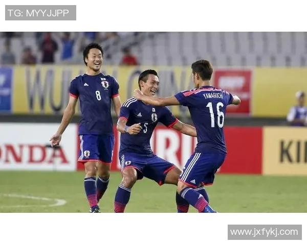 南京足球队以65分稳居世锦赛积分榜首位，展现强劲实力与竞争优势